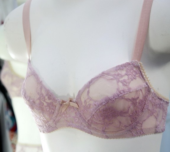 lilac-bra-display